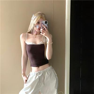 巨乳娘战僵尸
