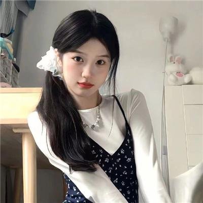 杜鹃花飞